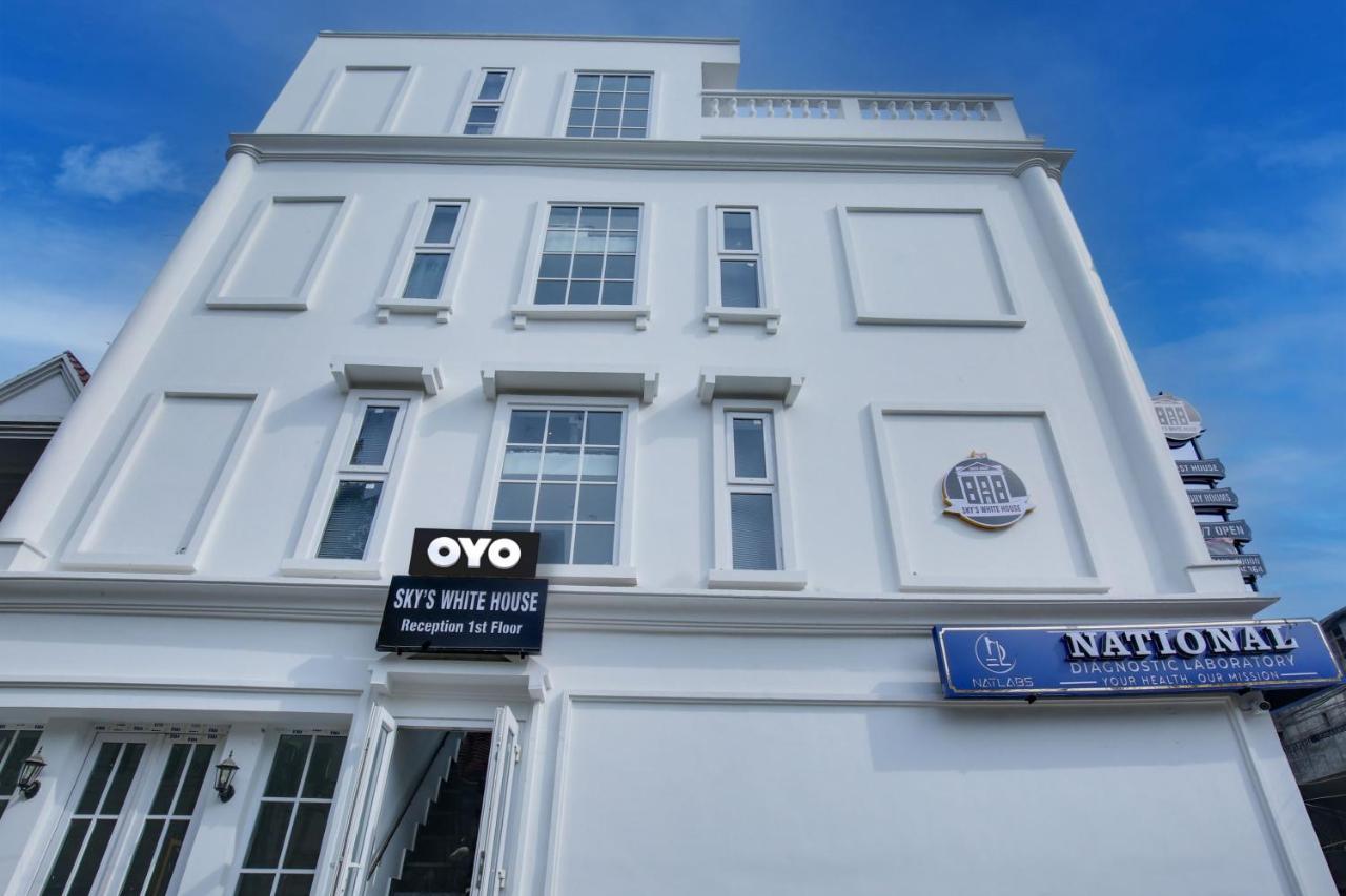 Hotel O Sky White House Λουντιάνα Εξωτερικό φωτογραφία