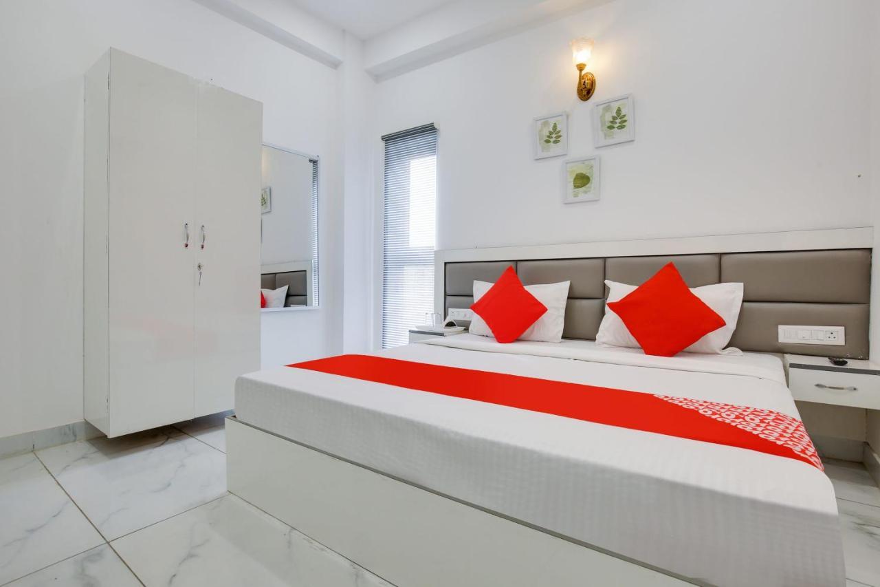 Hotel O Sky White House Λουντιάνα Εξωτερικό φωτογραφία